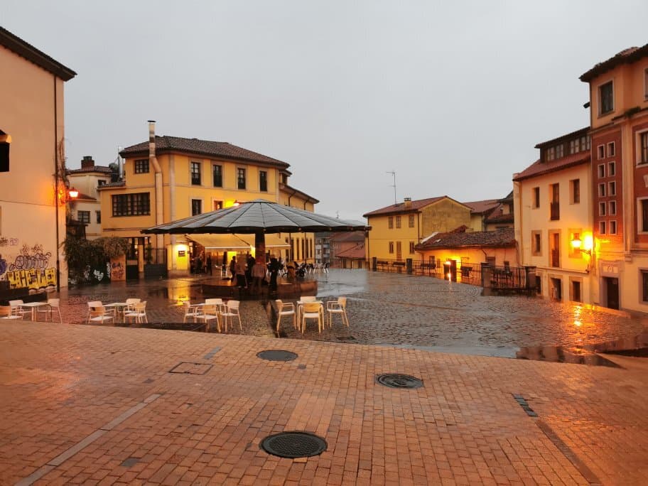 Plaza del Paraguas