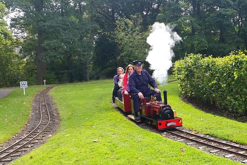 Little steam engine
