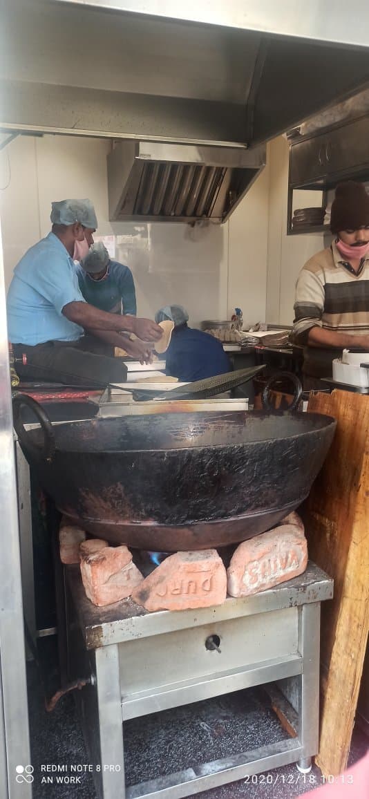 Bajpai Kachori Bhandar