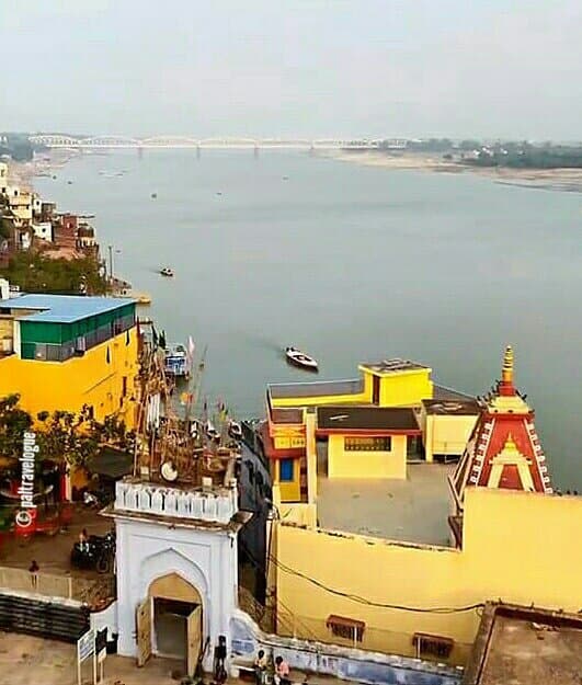 Beautiful views of Ganga river and main door of Alamgir Mosque .