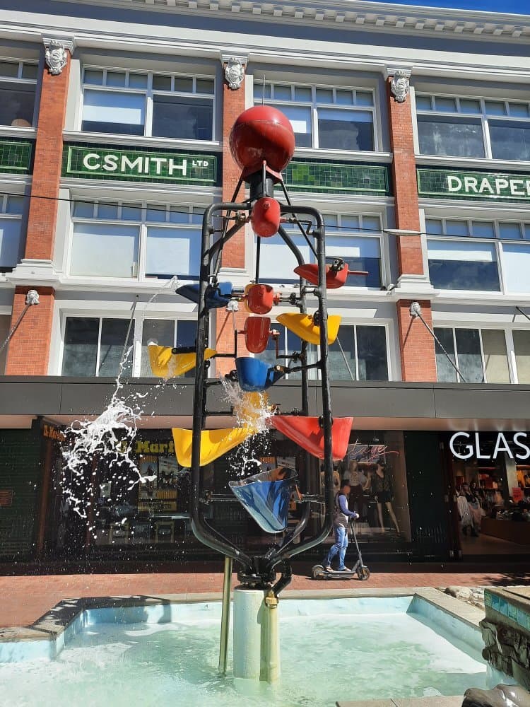 Bucket Fountain
