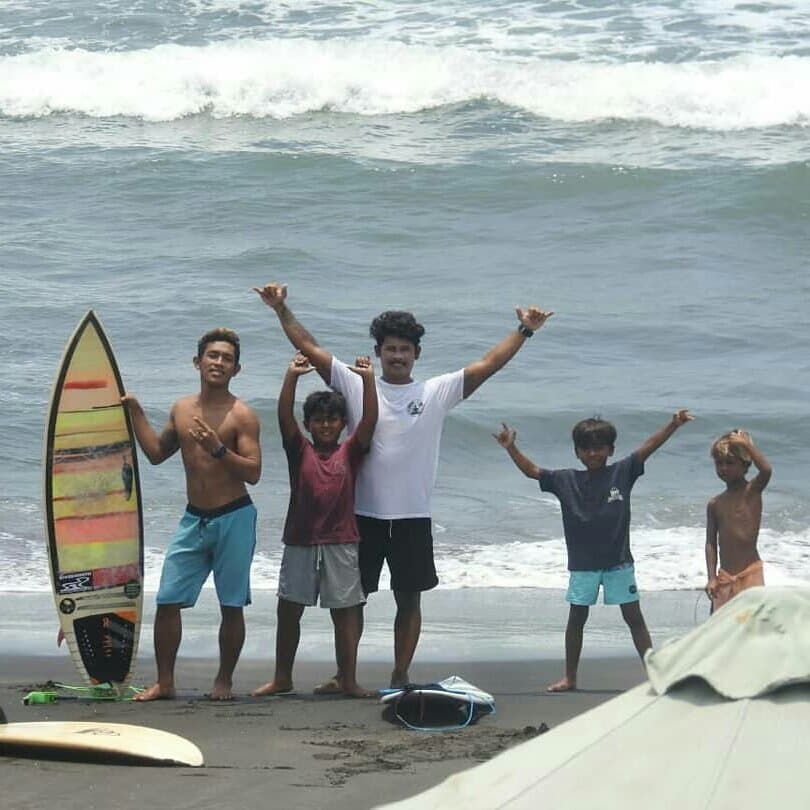 Echo Beach Surf School Canggu
