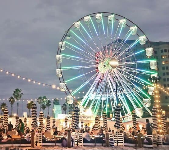 The Moseley Beach Club and the Giant Ferris Wheel add even more choices to Jetty Road Glenelg from November to March.