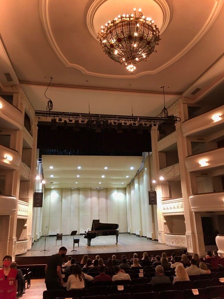La hermosa sala.