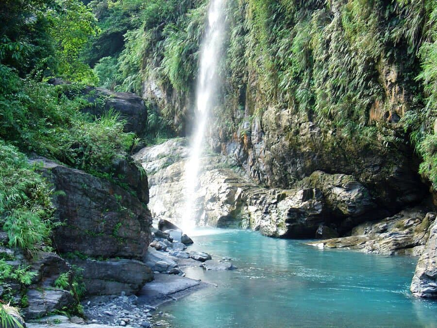 Fuyuan Waterfall 