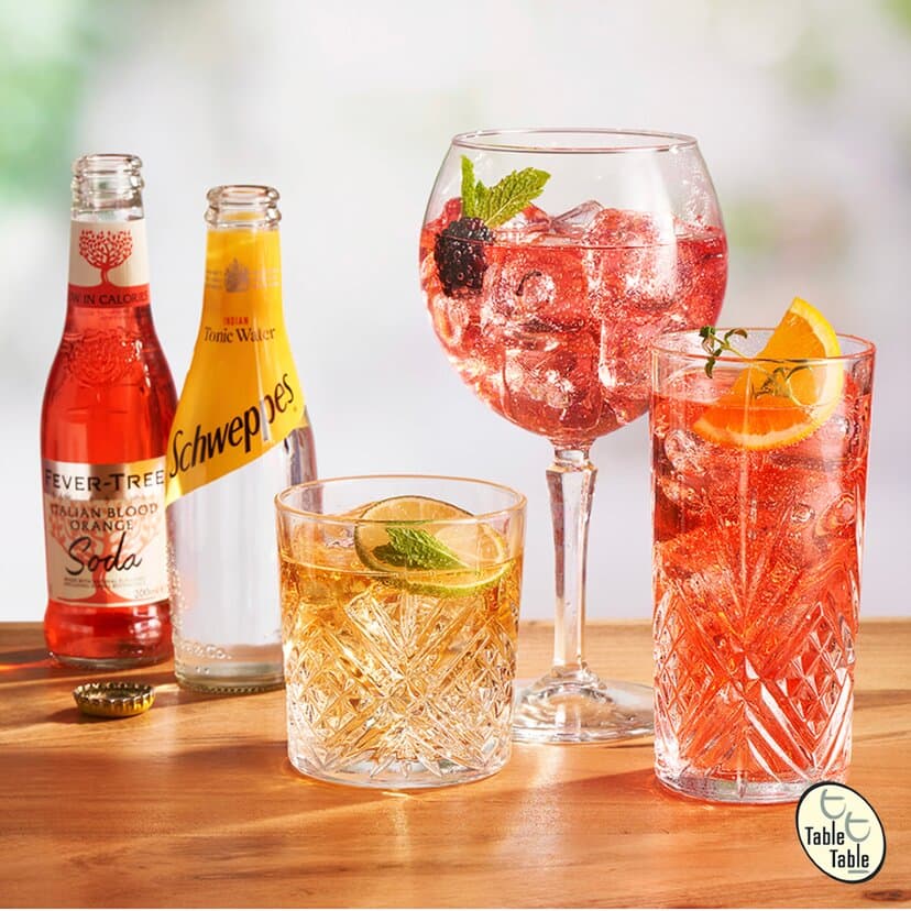 We offer a great range of Draught Beers, Wine and Premium Spirits