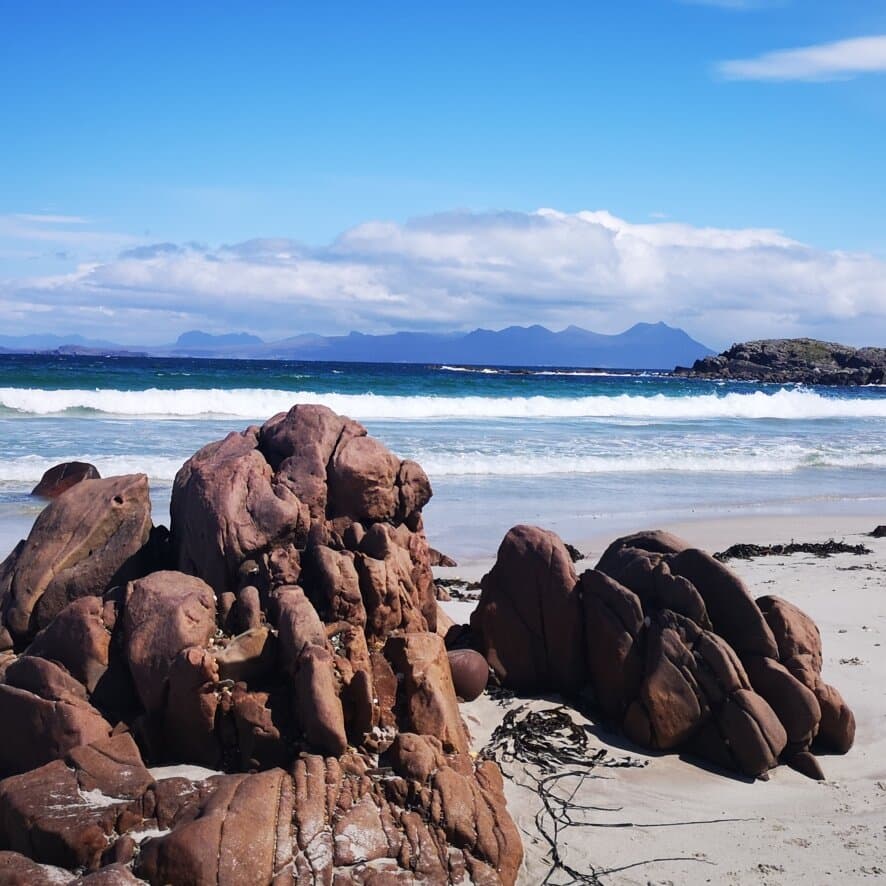 Read the reviews, so when staying at Gairloch just had to visit. Stunning area for a beach day. Very remote so bring your own food n stuff. I was fortunate the sun was out. Get way from it all, this is perfect.
