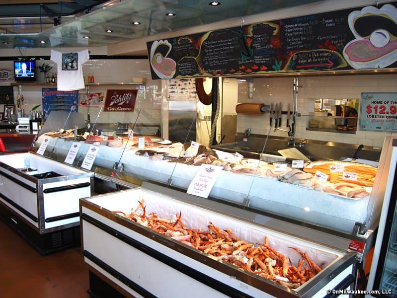 Fresh fish case