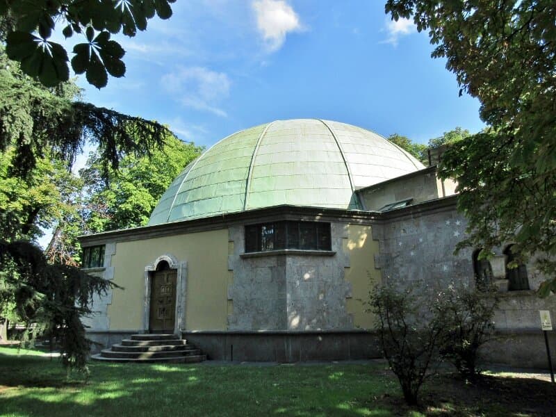 L'esterno del Planetario