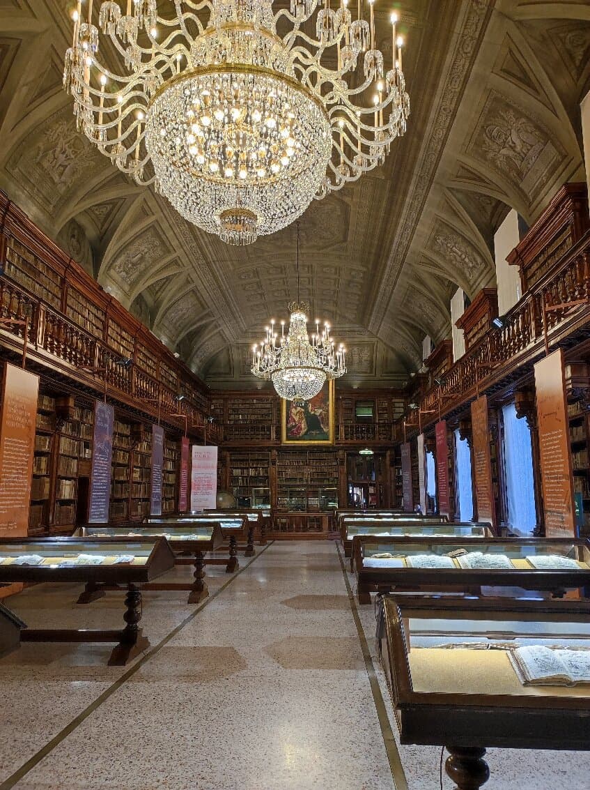 Visit the Biblioteca Nazionale Braidense