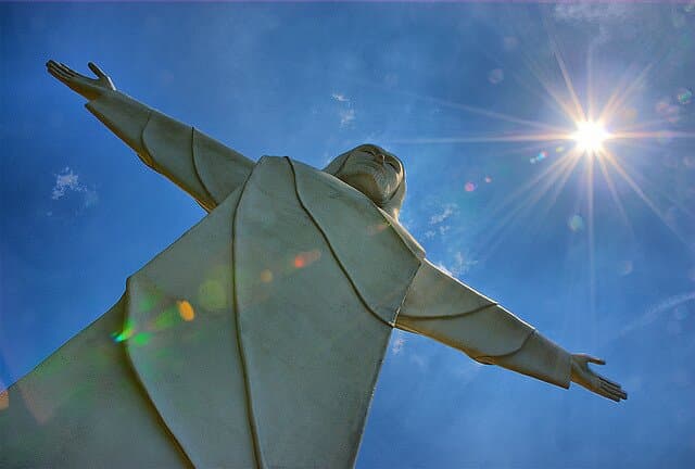 The Christ of the Ozarks is 7  stories tall.