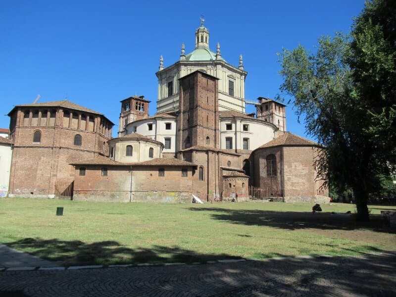 Il parco con la basilica di San Lorenzo