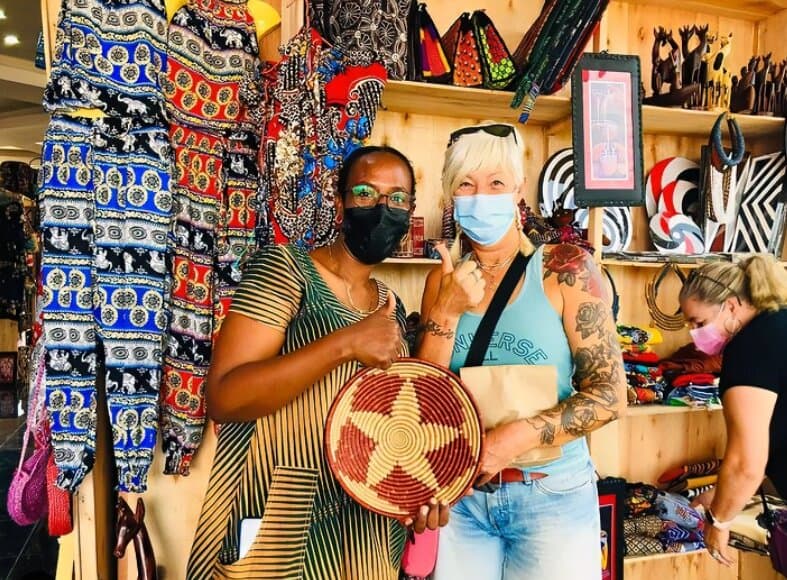 Caplaki Craft Village Ltd.
+250786540678
caplakicraftvillage@gmail.com
www.caplaki.com