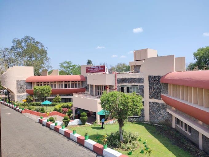 It is a Regional Science Centre, Bhopal located on smart city road at Shyamla Hills, Bhopal. It is one of the popular tourist destinations in Bhopal where you can enjoy the beauty of Science through various science galleries, science film based 3D Film Theatre and a mini inflatable planetarium.  It has a beautiful science park as well which has many interesting exhibits and a dinosaur park. On weekends and other occasions,  Night Sky Observation Programmes are also organized in the evening. 