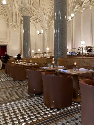 Magnifificent Inside