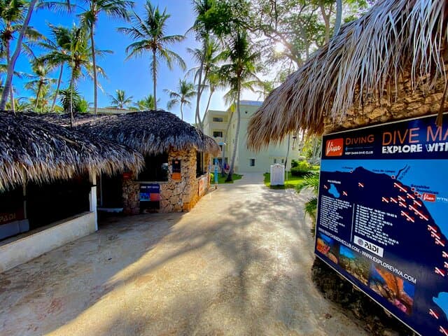 Office view from outside with the big map of the dive sites