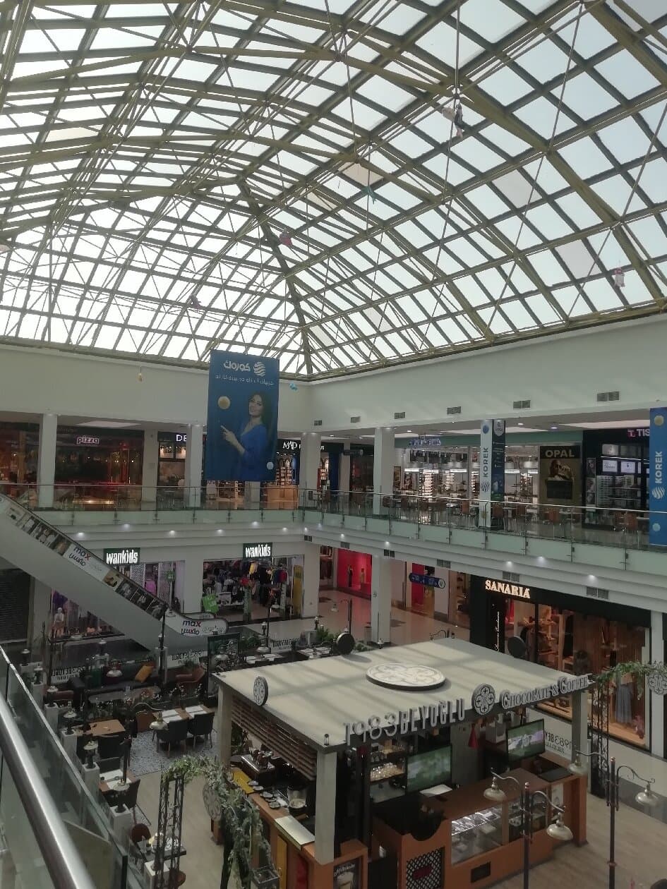 Güzel bir alışveriş merkezi