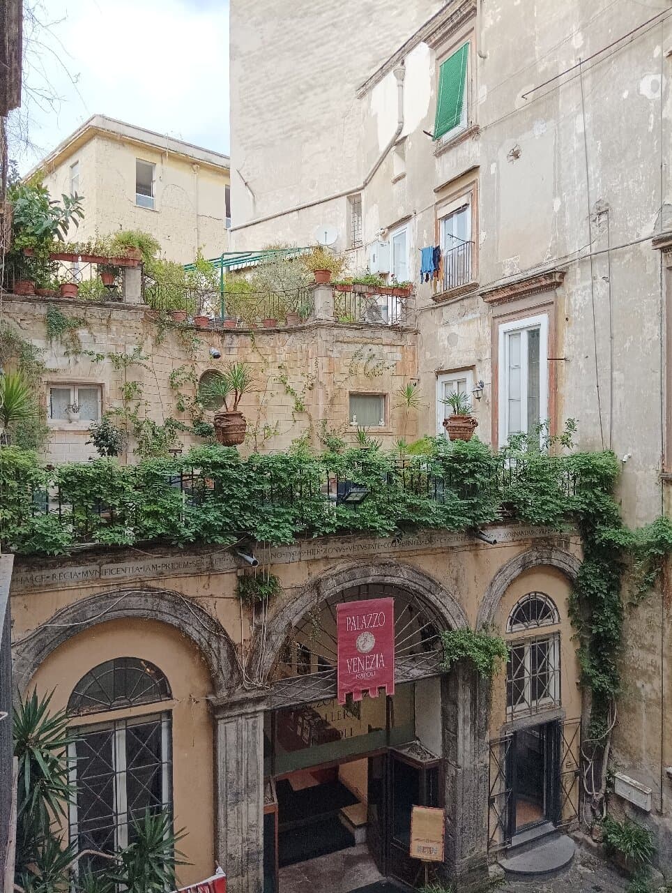 Palazzo Venezia Naples