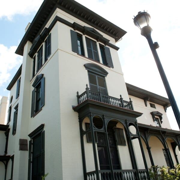 Isham-Terry House