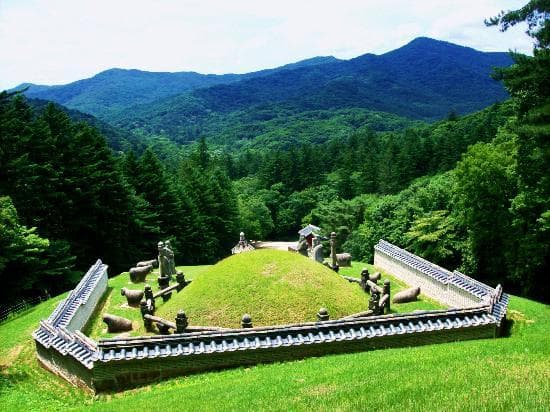 Gwangneung
