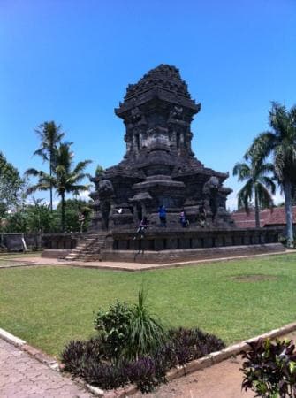 Arca Dwarapala Singosari