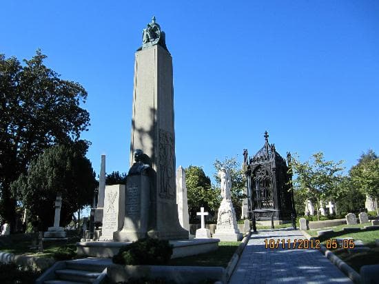 Hollywood cemetary
