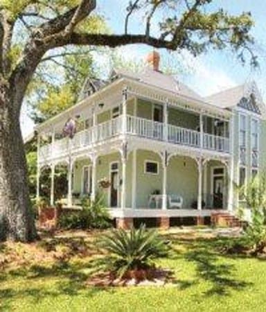 Charpentier Historic District