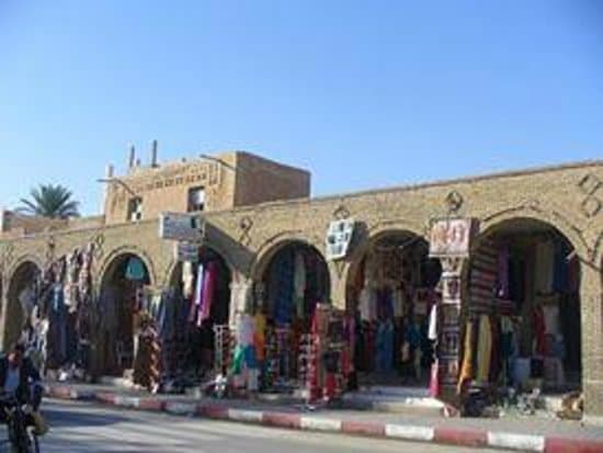 L'ingresso del mercato a Tozeur.