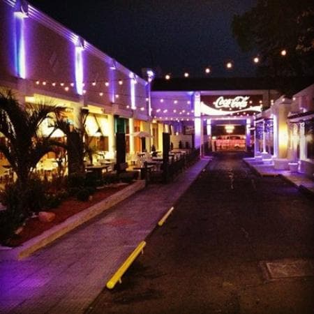 Calle Interna - Paseo Carmelitas