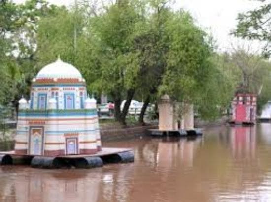 art exhibition on canal