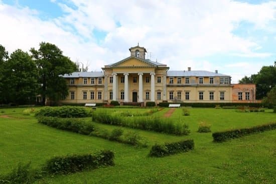 クリムルダ旧領主邸