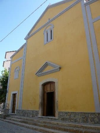 Facciata della chiesa di San Nicola di Bari in Ascea
