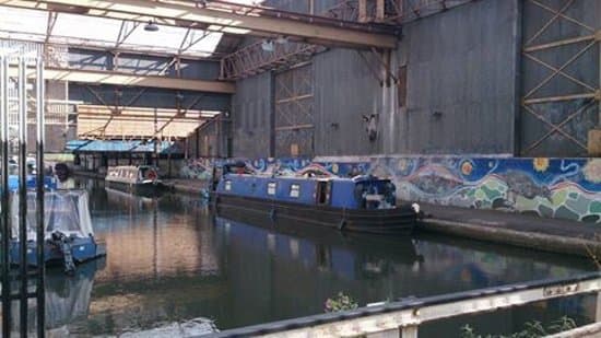 Hanwell Lock Flight Canalside