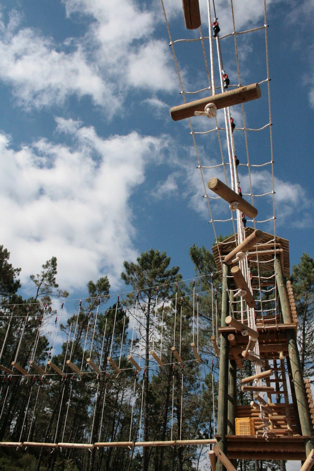 Las torres multiaventura de A Botica do Lazer