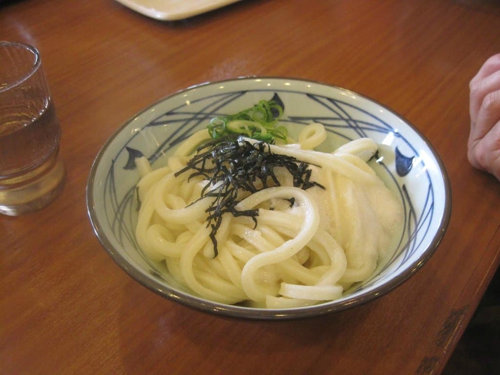 sanuki udon with nagaimo and kizami nori