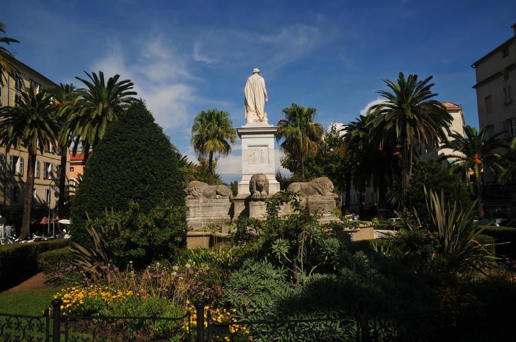 la fontaine aux quatre lions