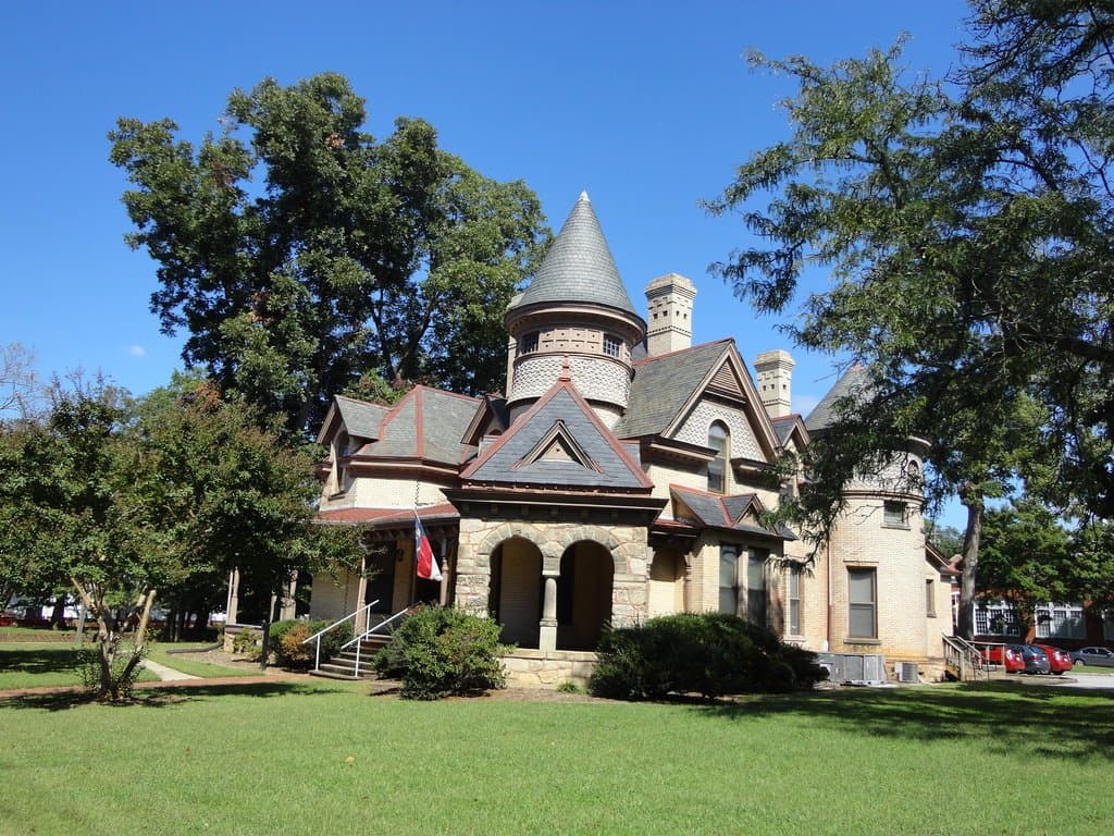 Historic Oakwood 1