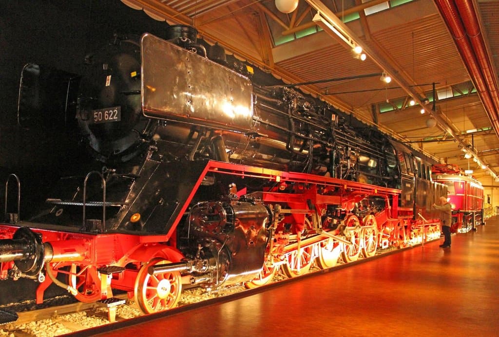 2-10-0 steam locomotive 50 622