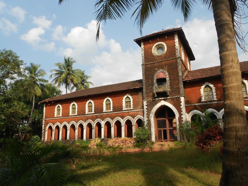 looks like a church