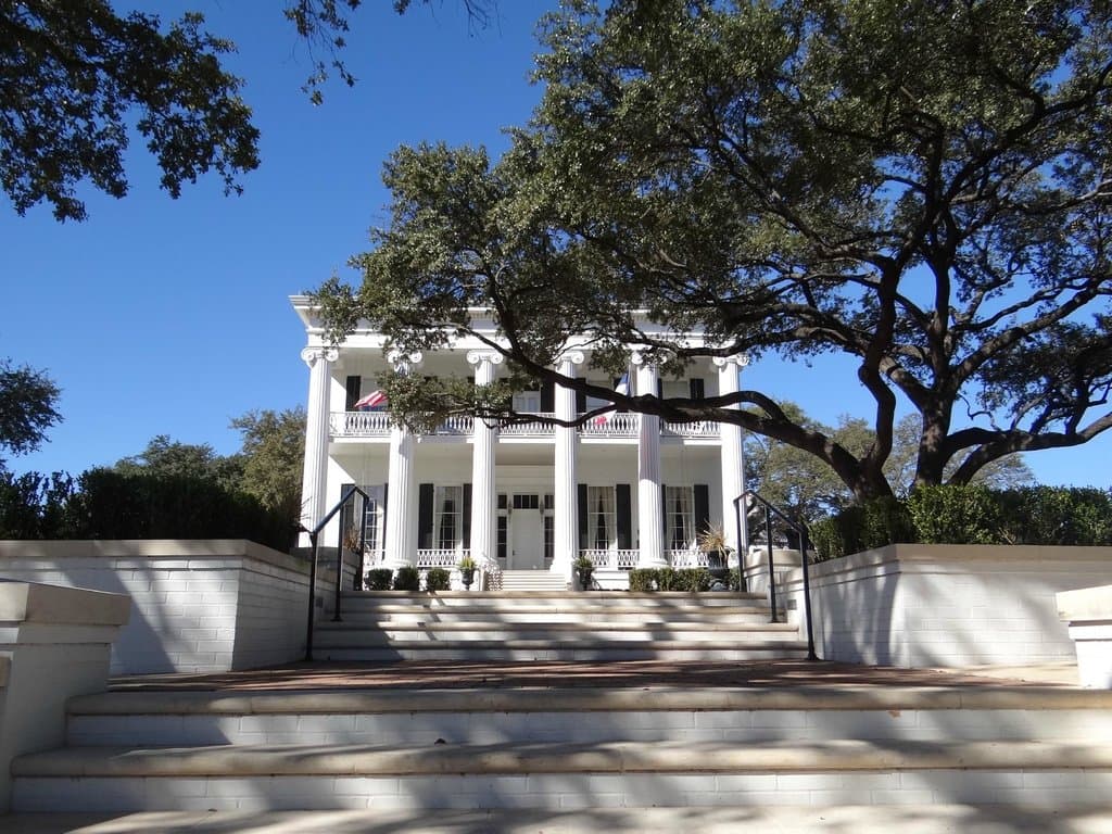 Exterior of the mansion