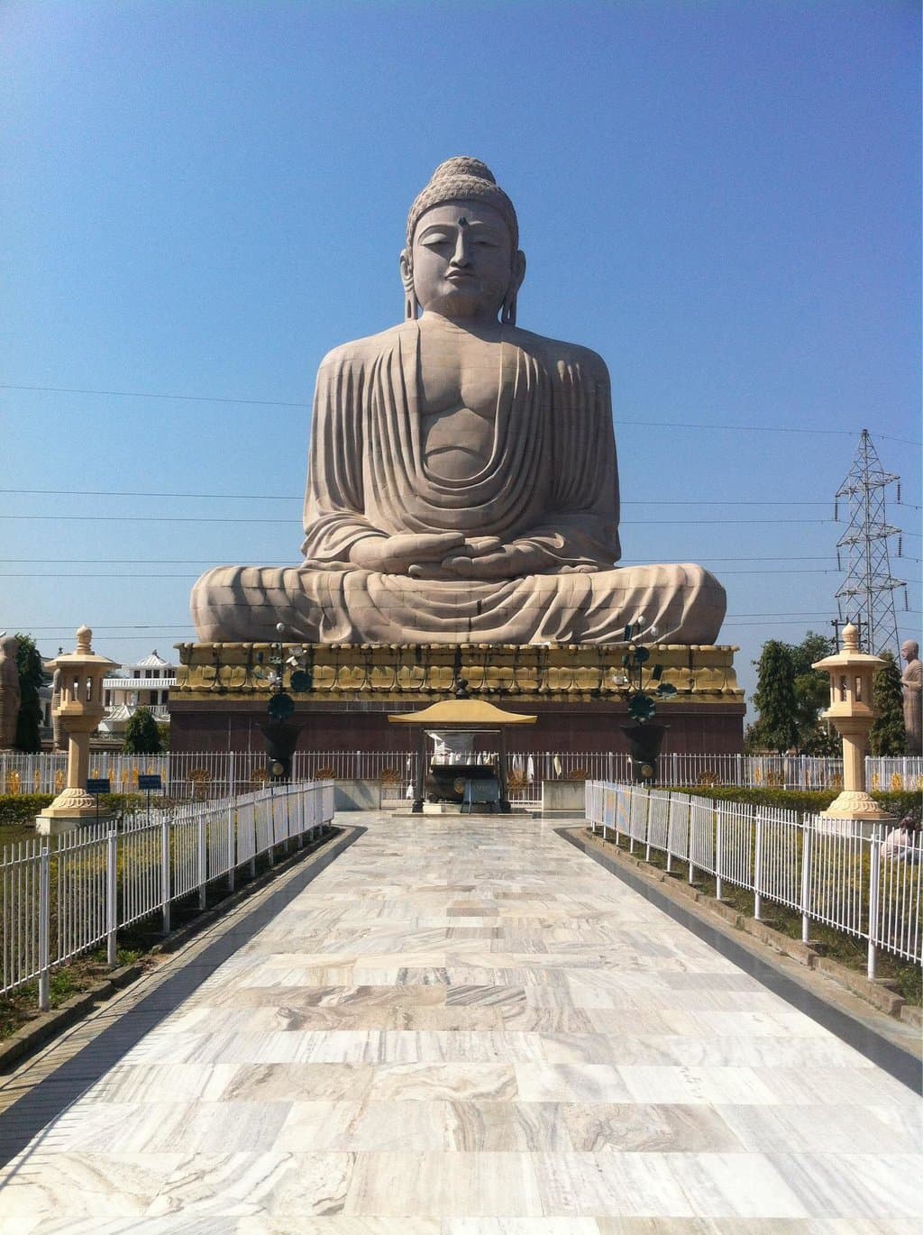 80 feet buda