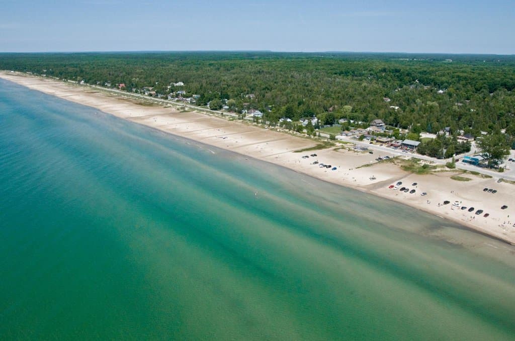 11km of freshwater beach!