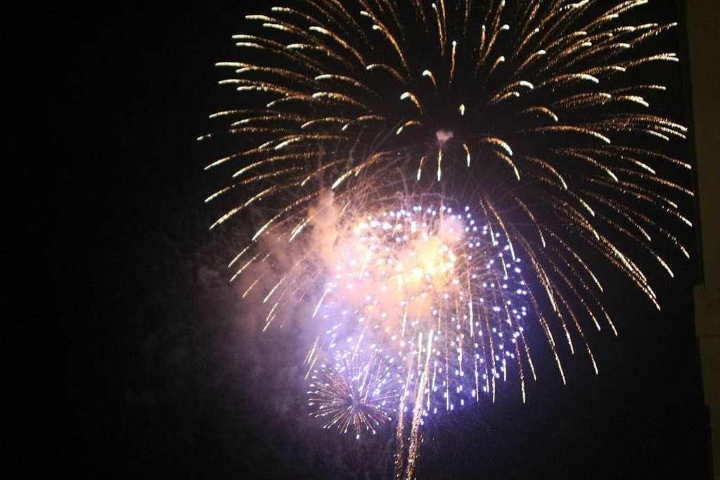 ホテル側から観た花火２