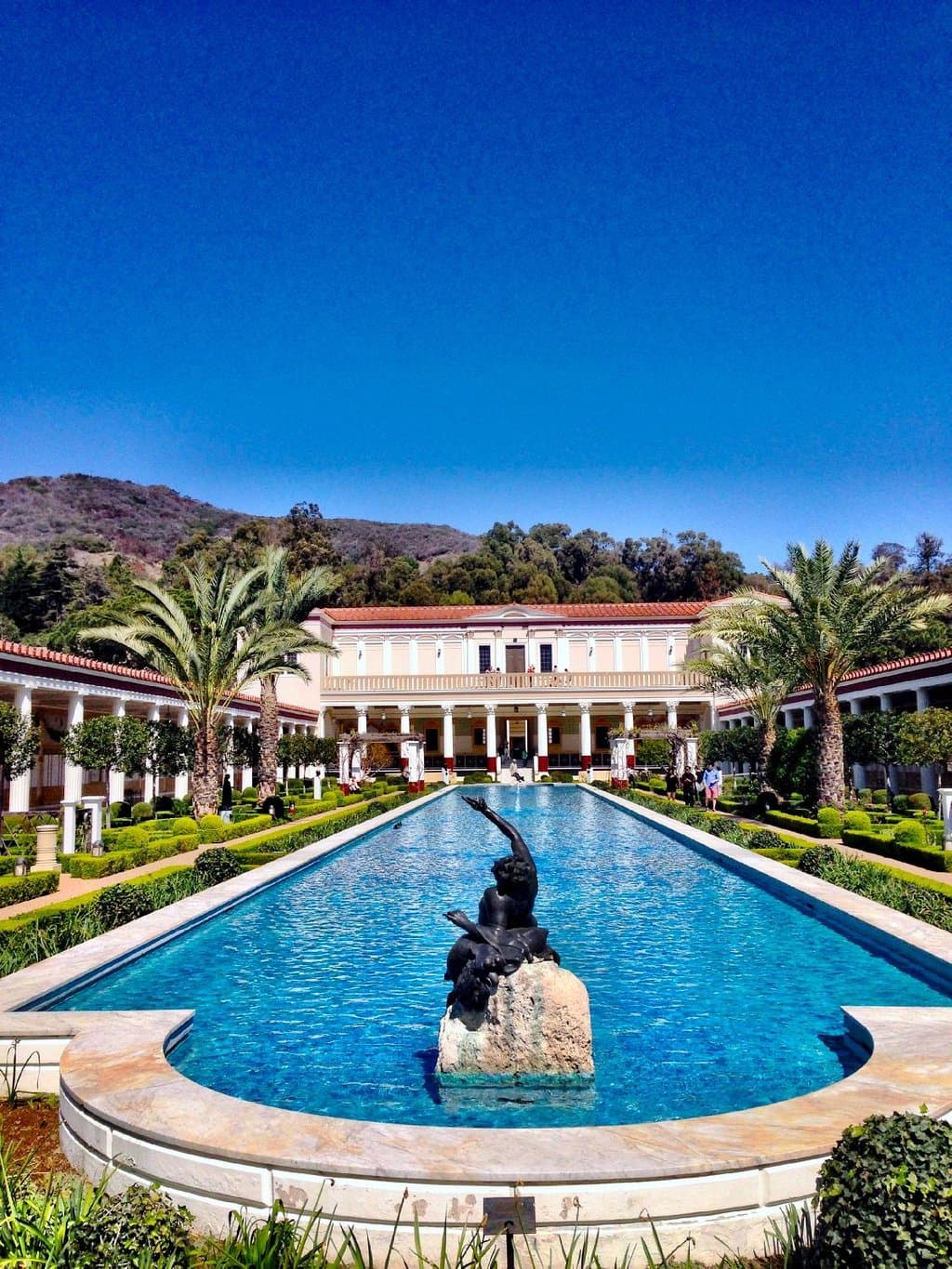 outer peristyle