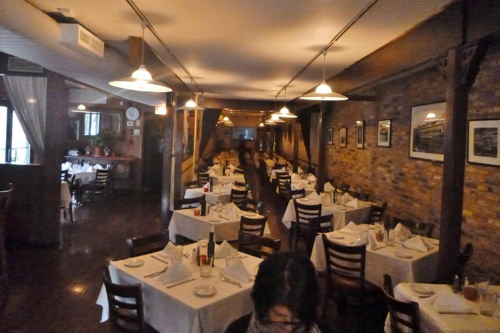 Interior dining room (March 2014)