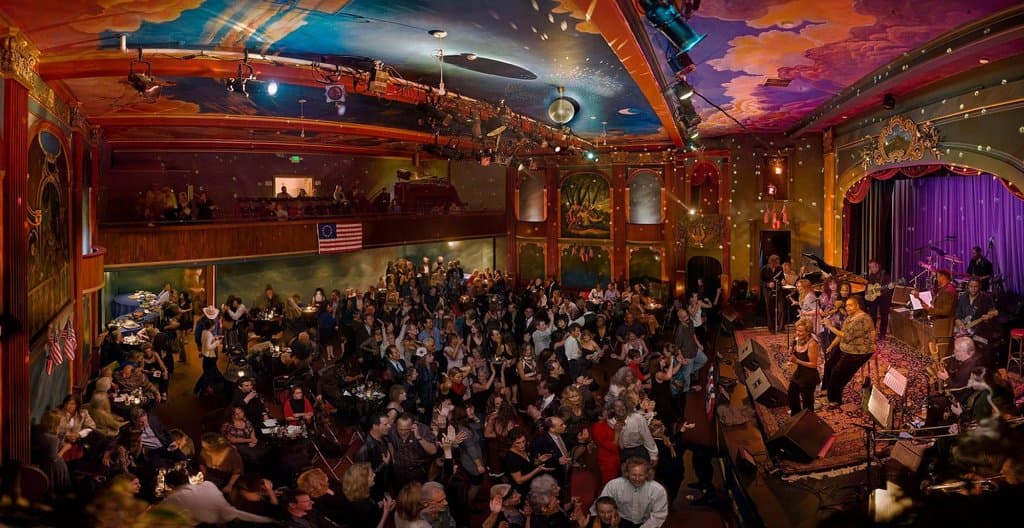 Throckmorton Theatre photo courtesy of William Binzen