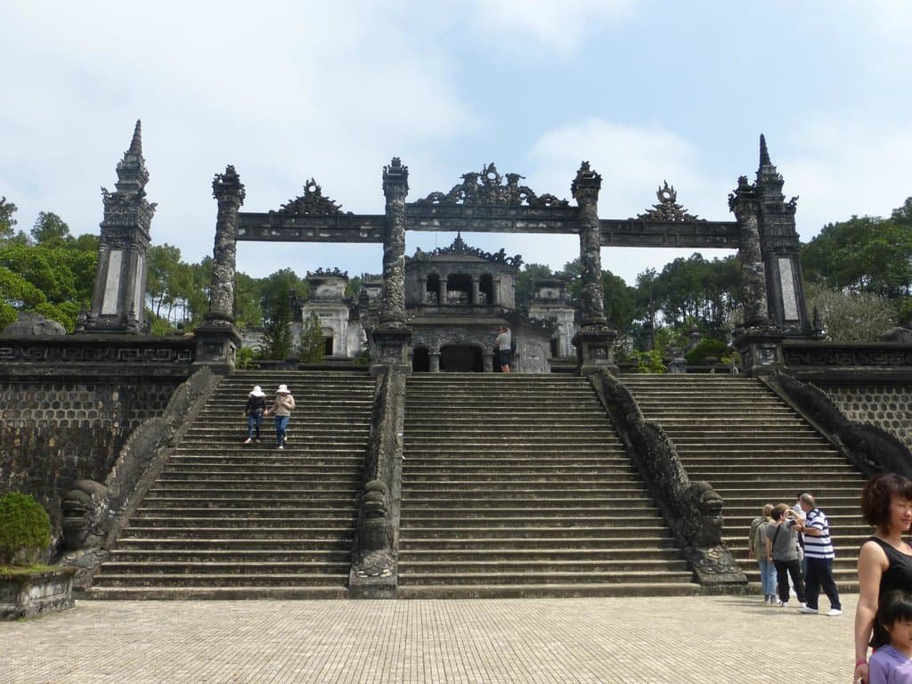 la tomba del grande imperatore.......