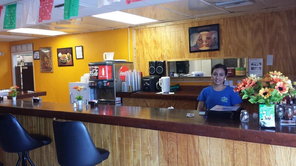 The new counter for that "Cafe" feeling.