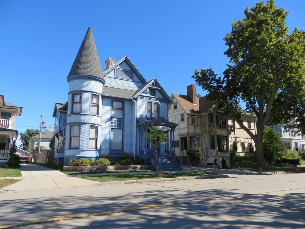 Lakefront home