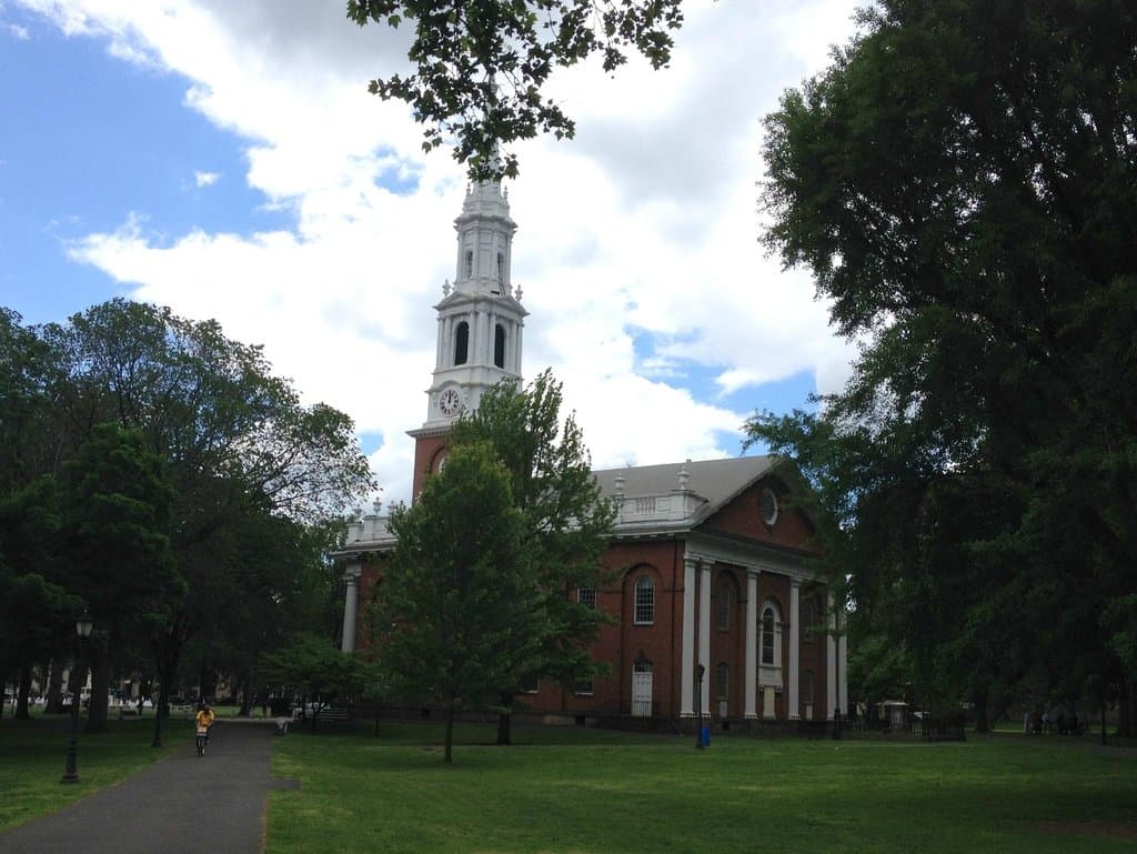 Exterior of the church, in the middle of the New Haven green.